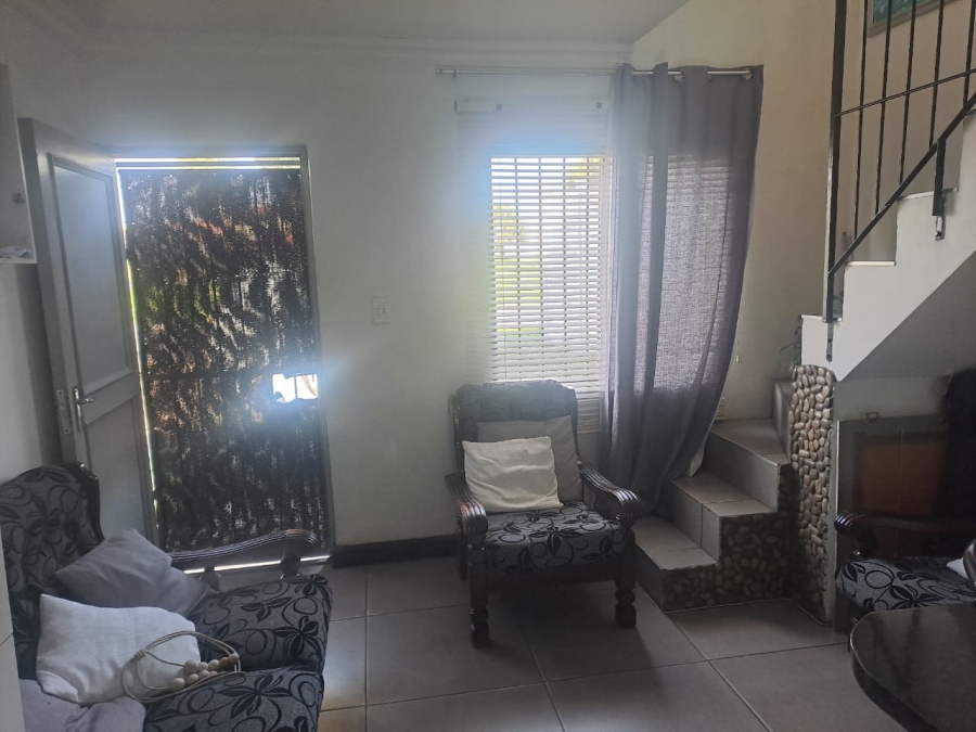 2 Bedroom Property for Sale in Hazendal Western Cape